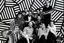 Image of musicana