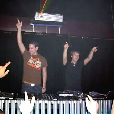 Picture of a musician: Blank & Jones