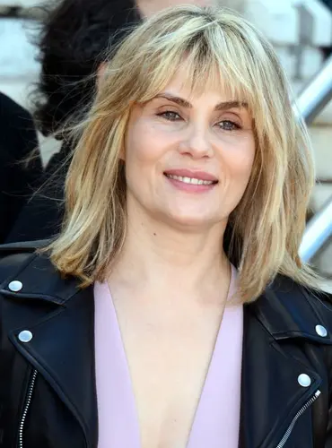 Picture of a person: Emmanuelle Seigner