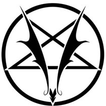 Picture of a band or musician: Vampires Everywhere!