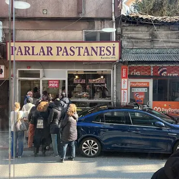 Picture of a place: Parlar Pastanesi